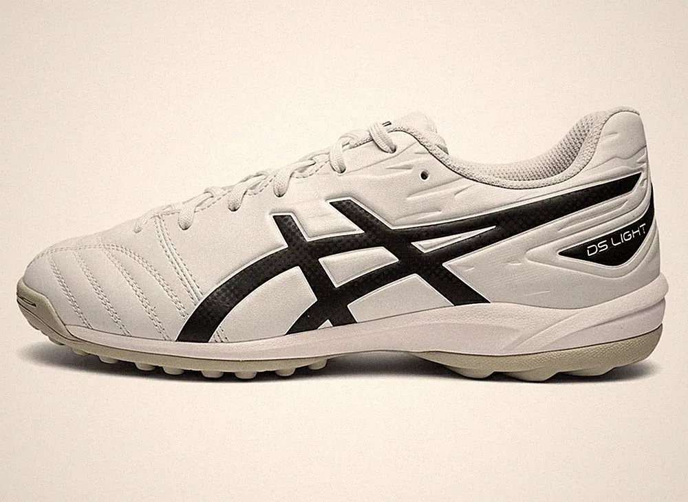 ASICS DS LIGHT TF WIDE Turf Soccer Football Cleats Shoes White Black Mens US 7.5