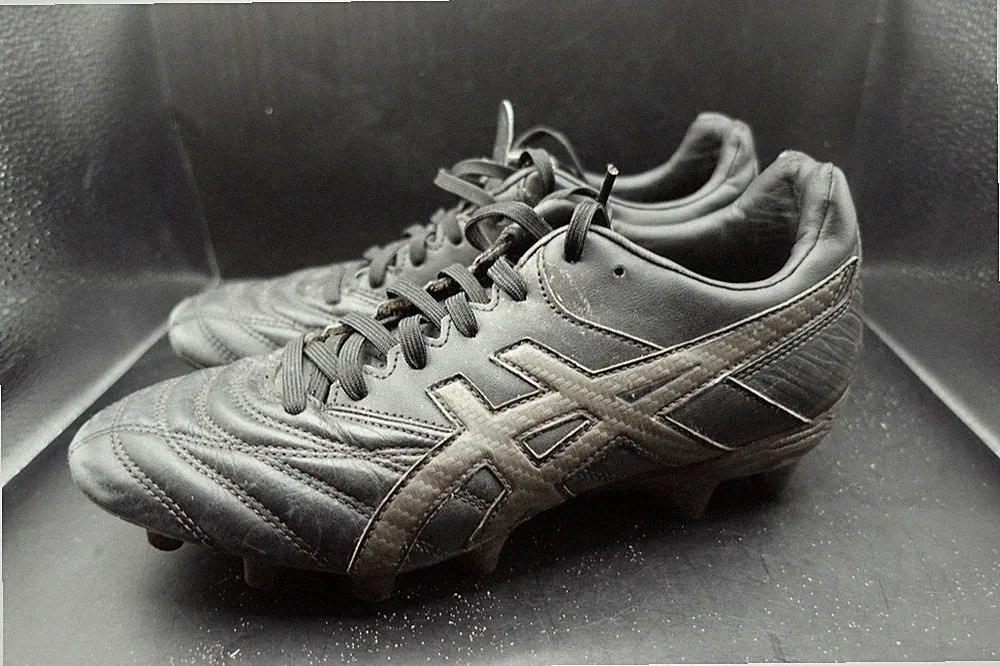 ASICS Lethal Flash IT Mens Football Soccer Cleats Boots US 8 rugby boots