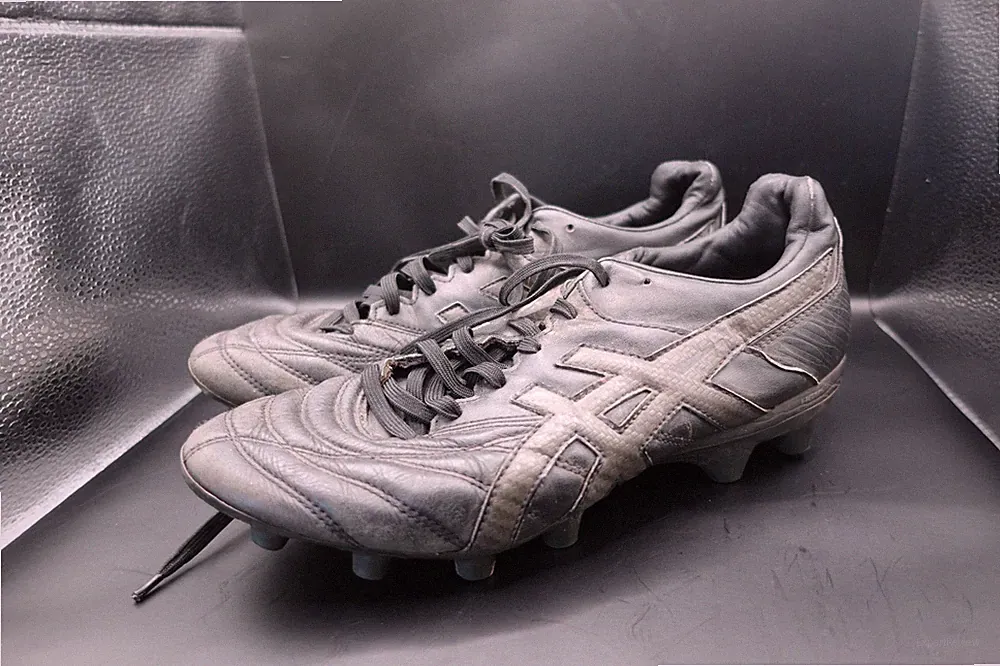ASICS Lethal Flash IT Mens Football Soccer Cleats Boots US 9 rugby boots
