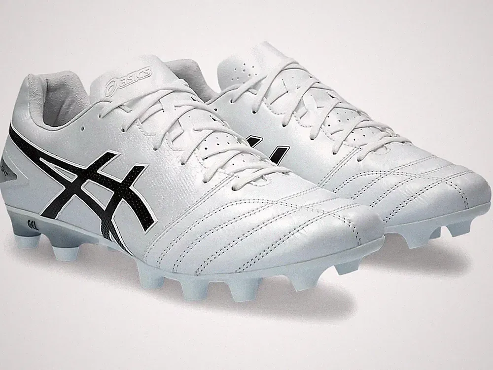 ASICS Soccer Cleats DS LIGHT PRO 1103A095-101 White/Black Football Boots