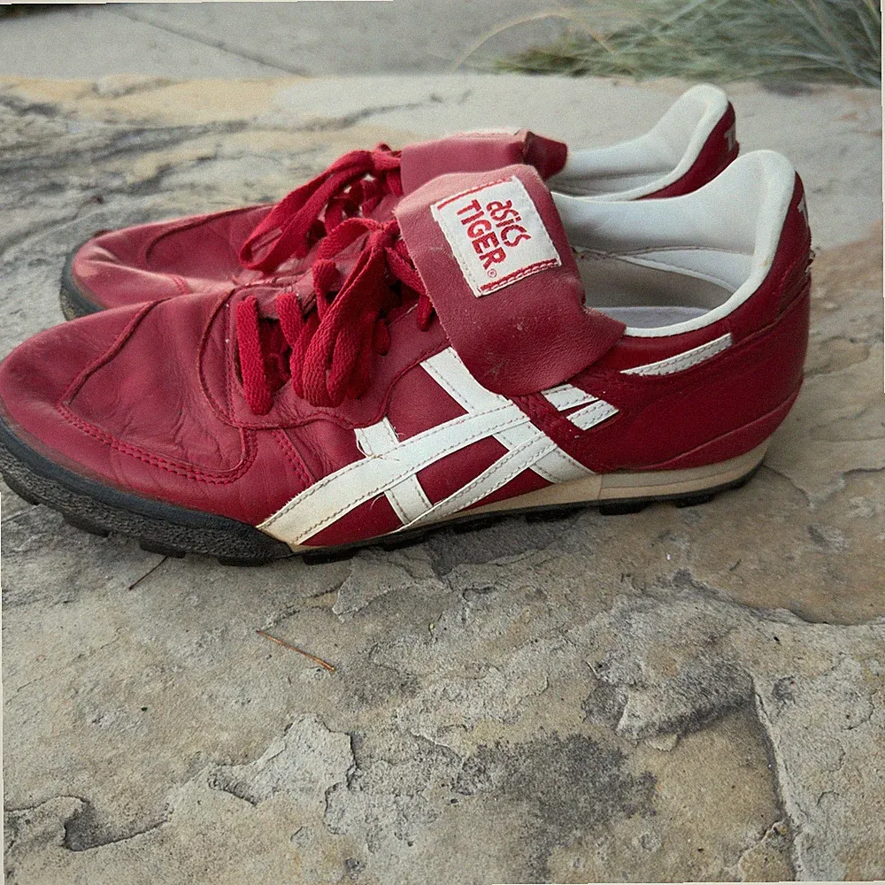 Asics Tiger Onitsuka Soccer Cleats Mens 11 Red White Vintage Turf Shoes