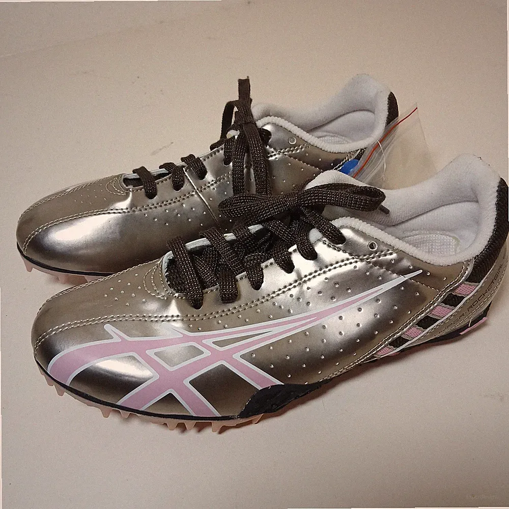 Asics Girls Soccer Cleats