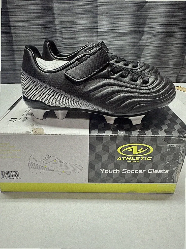 Athletic Works Youth Unisex Soccer Cleats for Kids-Black Size 11