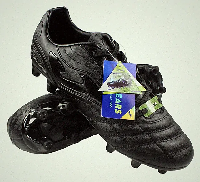 Authentic Joma Aguila 821 Total Black Firm Ground Multitaco