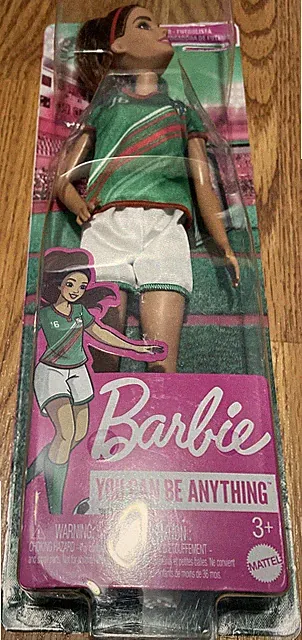 Barbie Doll "You Can Be Anything" Soccer / Fútbol Player Doll (Mattel, 2018) NEW