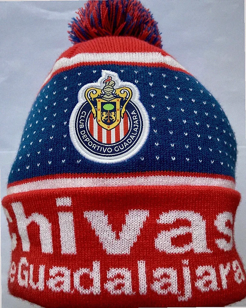 ⚽️Beanie Hat Chivas Guadalajara Free Miniature Soccer Ball Authentic
