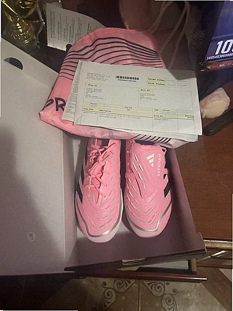 Beckham Cleats New Size 8