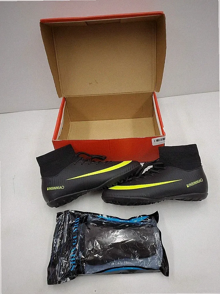 5.5 soccer indoor cleats boys