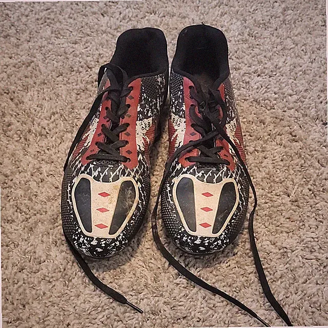 Black Red Soccer Cleats Youth US Size 7.5 EUR 39 Model 22033 Made in China
