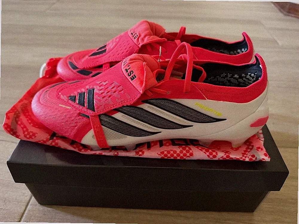 BNWB adidas Predator Elite FT FG Lucid Red/Black Soccer Cleats Men's size 9.5 US