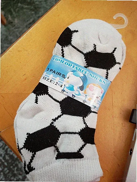 Boy's Comfortable socks with soccer ball pattern