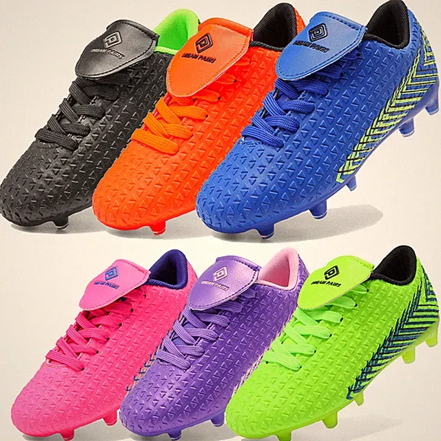 Boys Girls Soccer Shoes Lightweight Soccer Cleats Outdoor School Football Shoes