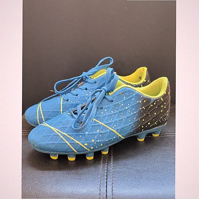 Boys Size 1 Outdoor Sporty Blue Like Green Outdoor Running Soccer Cleats