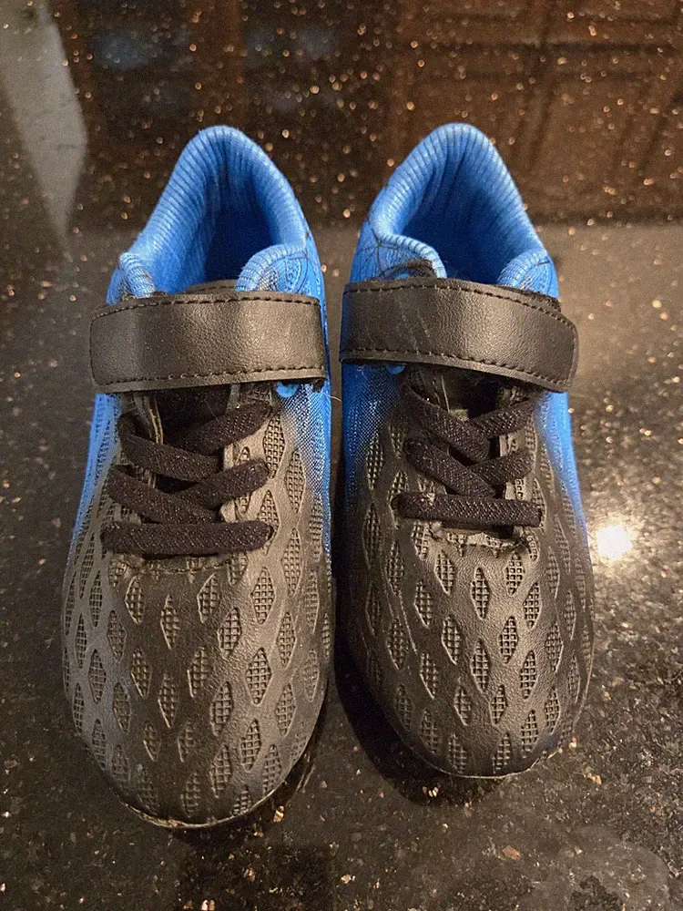 Boys Size 9 Toddler Kids Blue Black Outdoor Soccer Cleats Shoes Athletic...