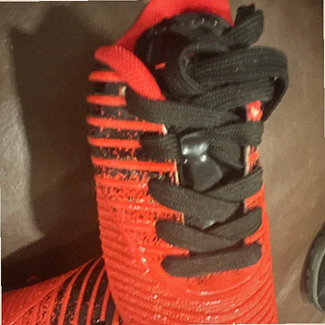 Boys' Soccer Cleats Youth US Size 10 Red/Black Lace-Up Studded Sole