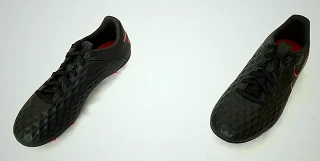 Boys Sz 5Y Black Nike Tiempo Legend 8 Academy Leather Soccer Cleats AT5732-060