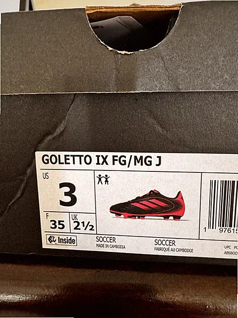 Brand New In Box Never Worn Kids Girls Adidas Goletto IX Cleats Size 3
