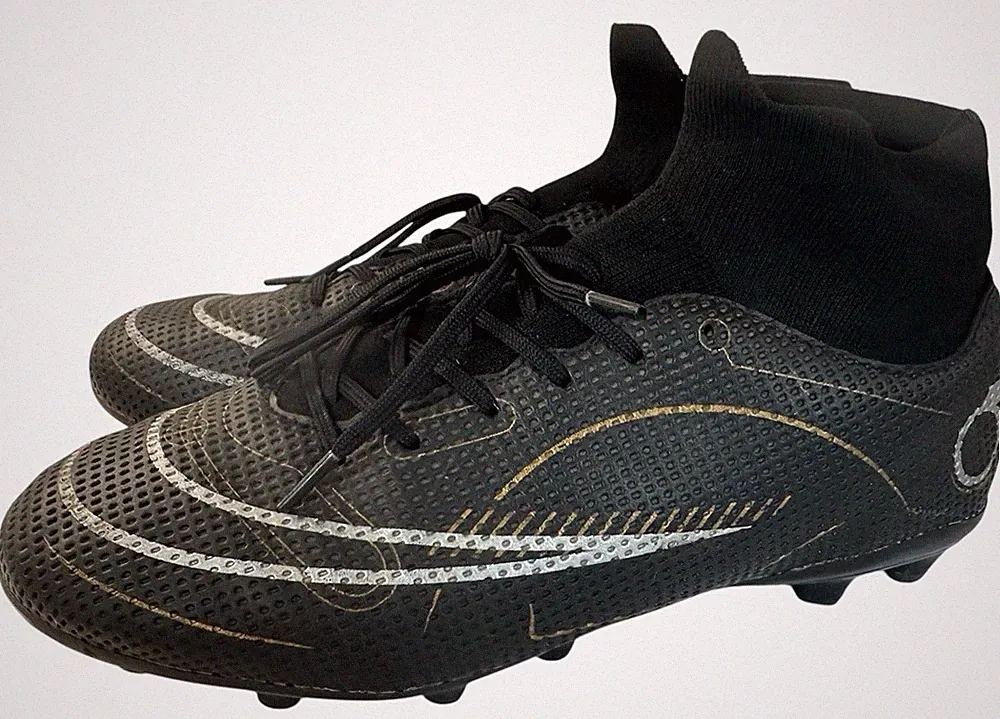 Breooes Men's Soccer Cleats Turf Football- with High-Top Ankle Support 9 1/2"