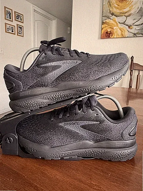 Brooks Ghost 16 Women's 10.5 Natural Cushion Black Ebony Running Shoes men’s 9