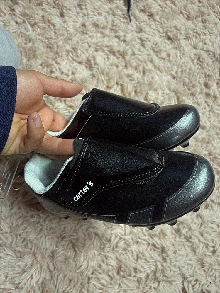 Carter's Kick Black/Gray Slip-On Soccer Cleats Unisex Kids US 10 EU 27