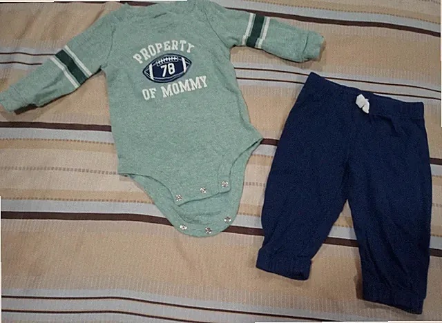 Carters Baby Boy Size 9 Month 2 Pc Bodysuit Pants Set Football Property of Mommy