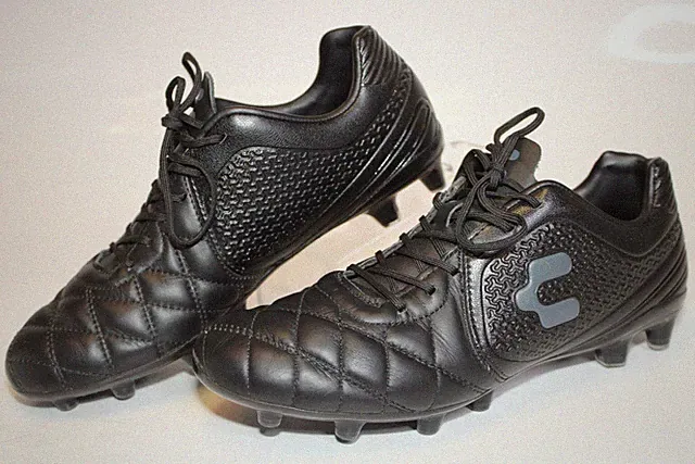 Charly FG Soccer Cleats NEW Mens US 6.5 MX 24.5 Legendario 2.0 Lace Up 1029919