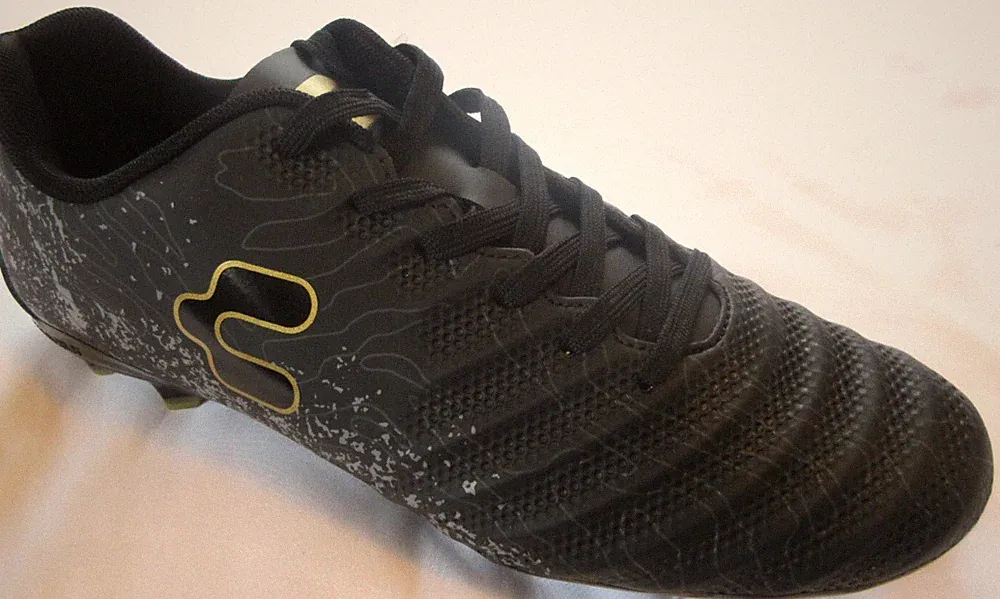 Charly Hotcross 2.0 Cleats Men's Soccer shoes 8.5