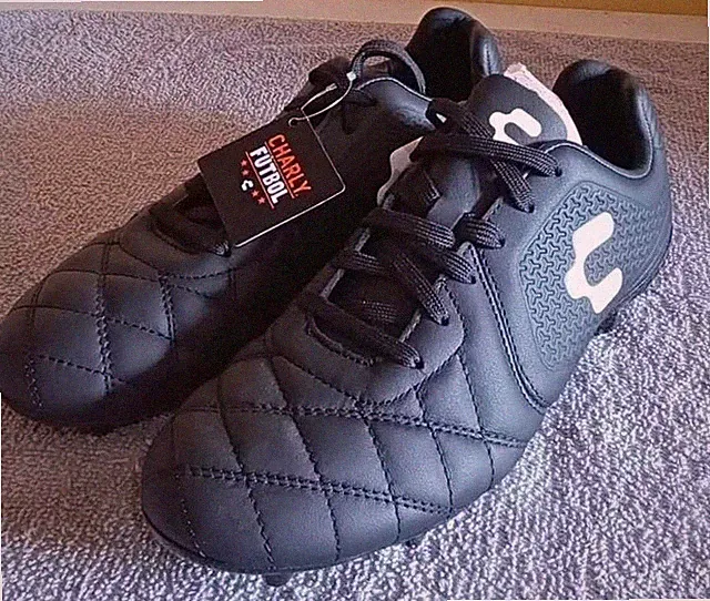 Charly Legendario Soccer Cleats Black Men's size 7.5