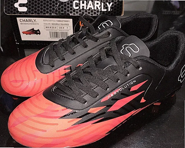 Charly Neovolution Select FG soccer cleats Black/Red Men's Sz US 7 MX 25 NEW
