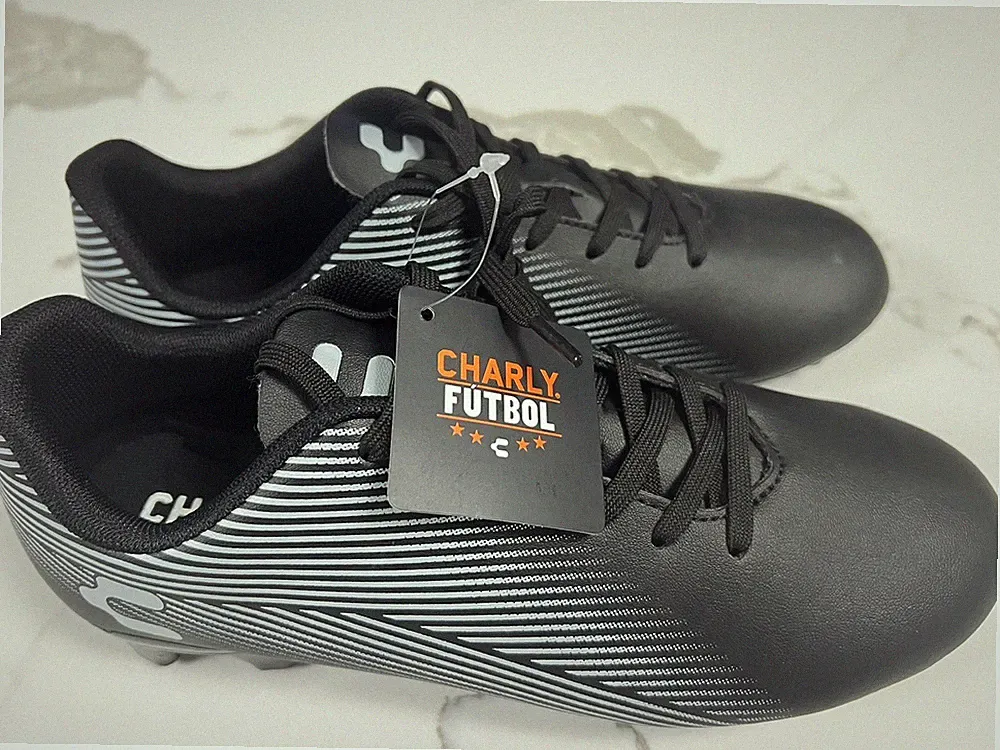 Charly Soccer Cleats Grasshopper Firm Ground Black/Silver Size 6.5 S110