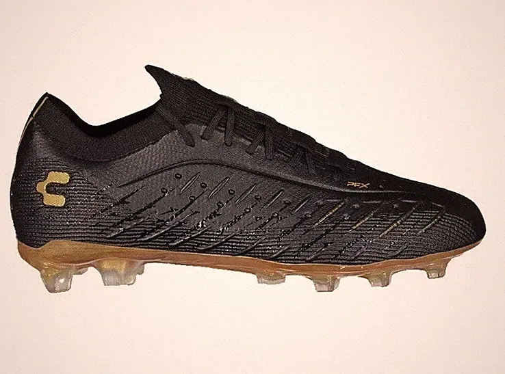 Charly Zinetik PFX FG Soccer Cleats 1087383 Men’s US 8.5 Black Gold NEW $160