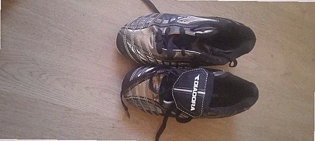 Childs Diadora Cleats Size 2
