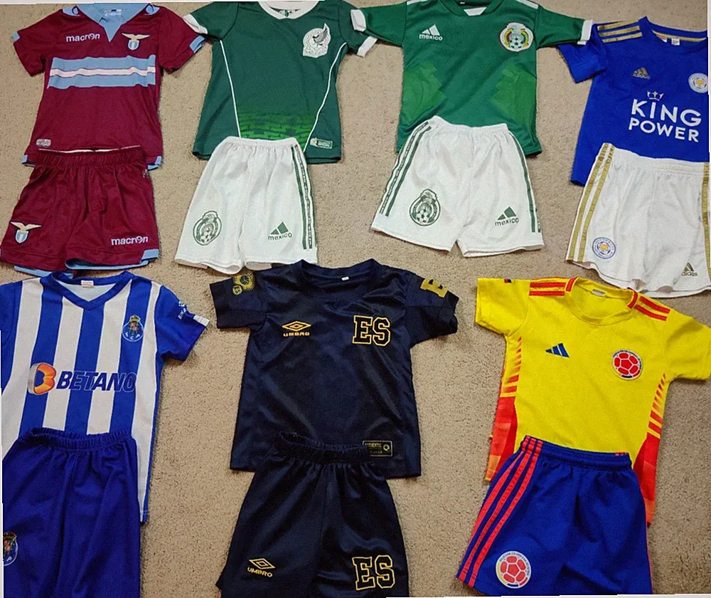 Childs Size Boys Soccer Jersey & Shorts Lot