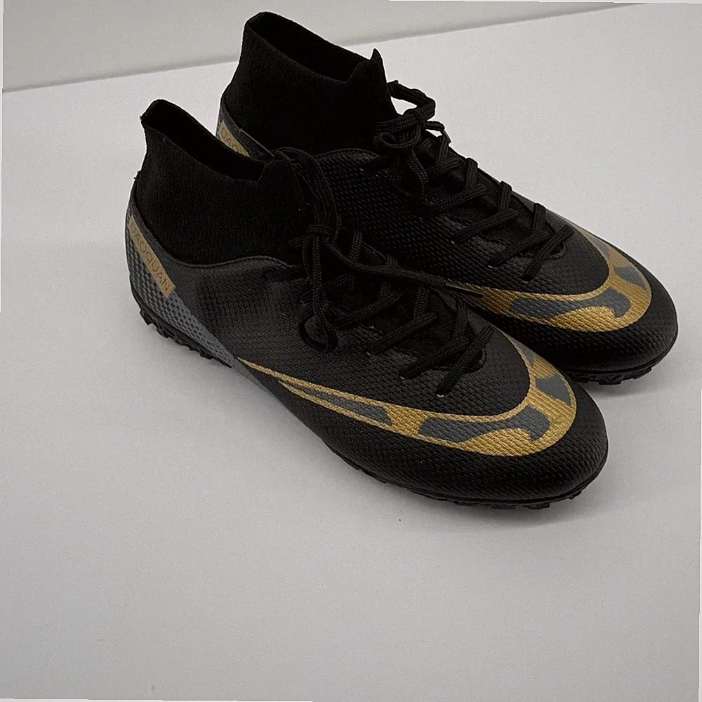 Daqquan Mens Soccer Cleats High Top Turf Training Shoes Athletic us7.5 EU 40