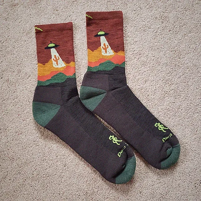 Darn Tough L Unisex USA Made Spaced Out Micro Crew Wool Blend Hiking Sock Walnut
