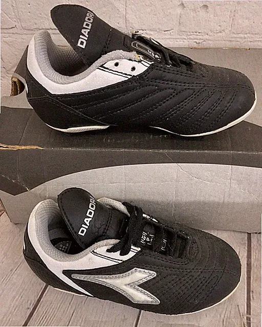 Diadora 132405 1699 Coppa MD JR Kid's Soccer Cleats Black White US Size 8.5