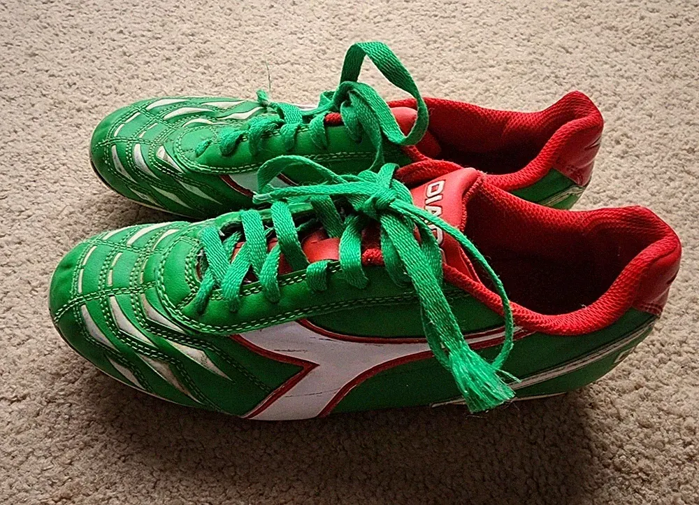 Diadora 6 Soccer Cleats Youth Boys Green, Rec Sneakers Athletic