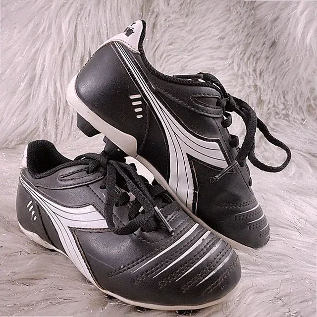DIADORA Black White Youth Soccer Cleats Size 12