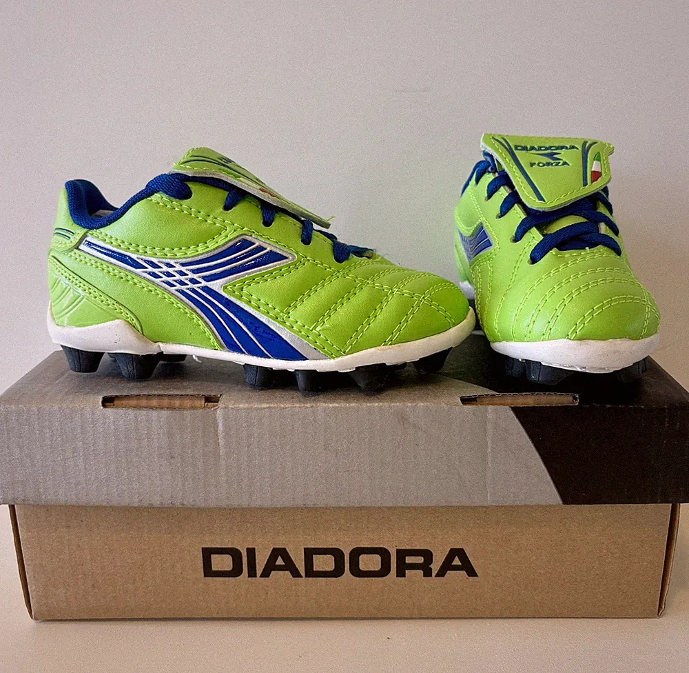 Diadora FORZA MD JR Soccer Cleats Lime Green/Dk Royal Size 9.5 kids