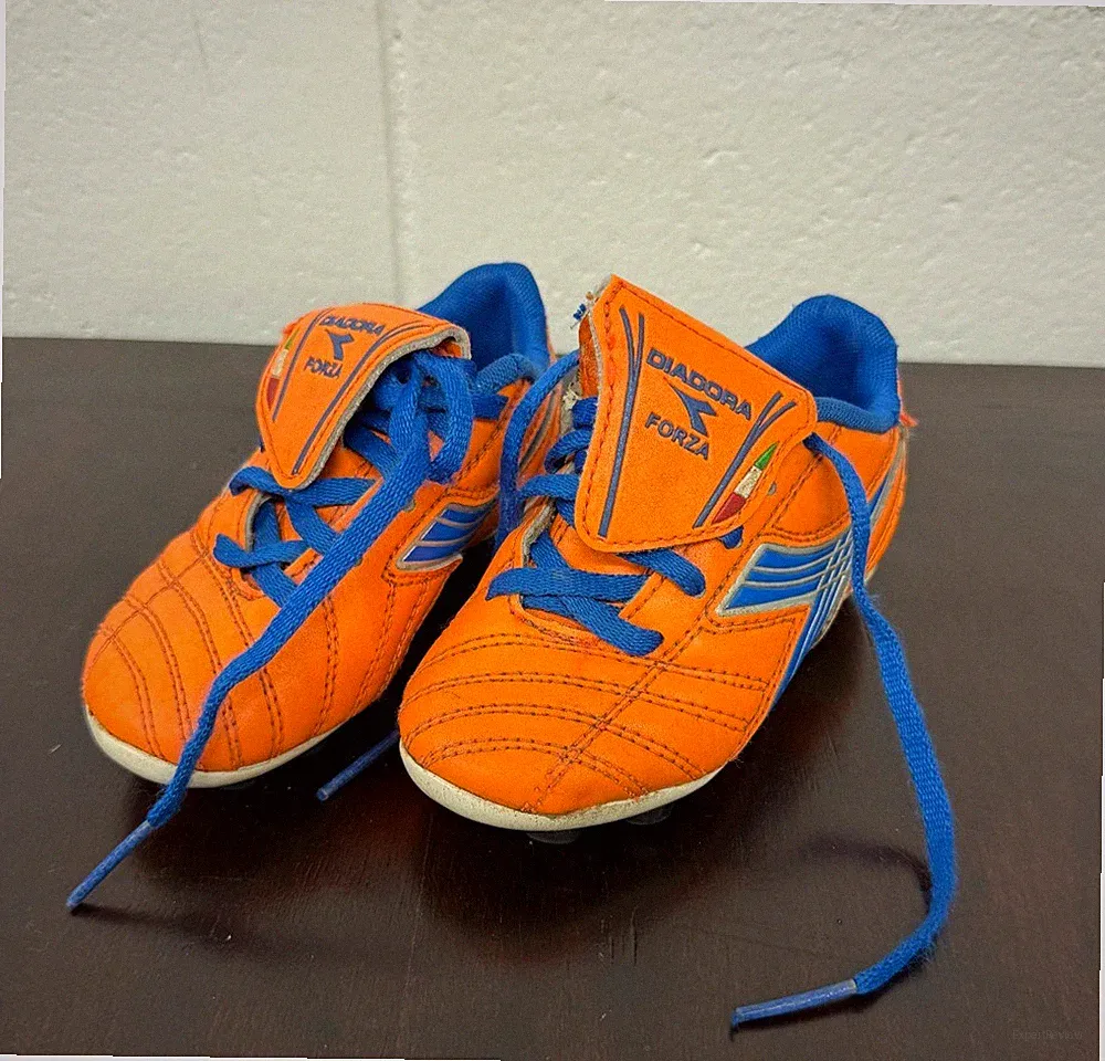 DIADORA FORZA MD Soccer Cleats Orange & Blue Size 9.5 Youth Kids