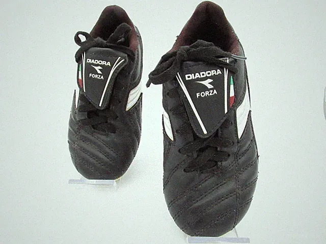 Diadora Forza Soccer Cleats Black/White Kid's 13