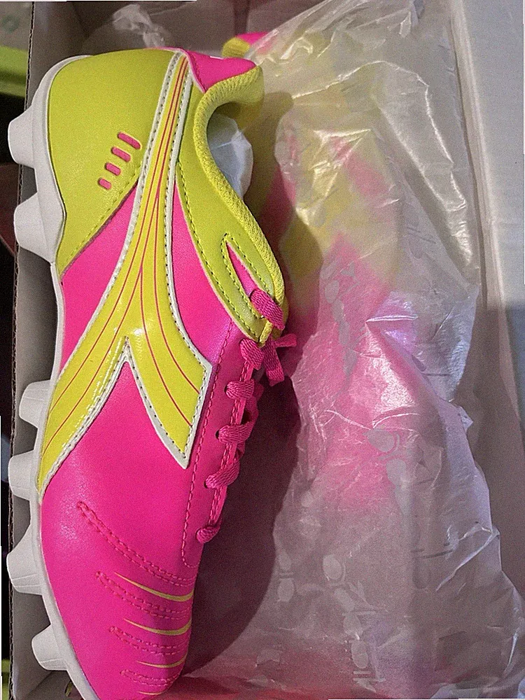 Diadora Girls Soccer Cleats Pink/Yellow Low Top Lace-Up Rubber Logo Size 3