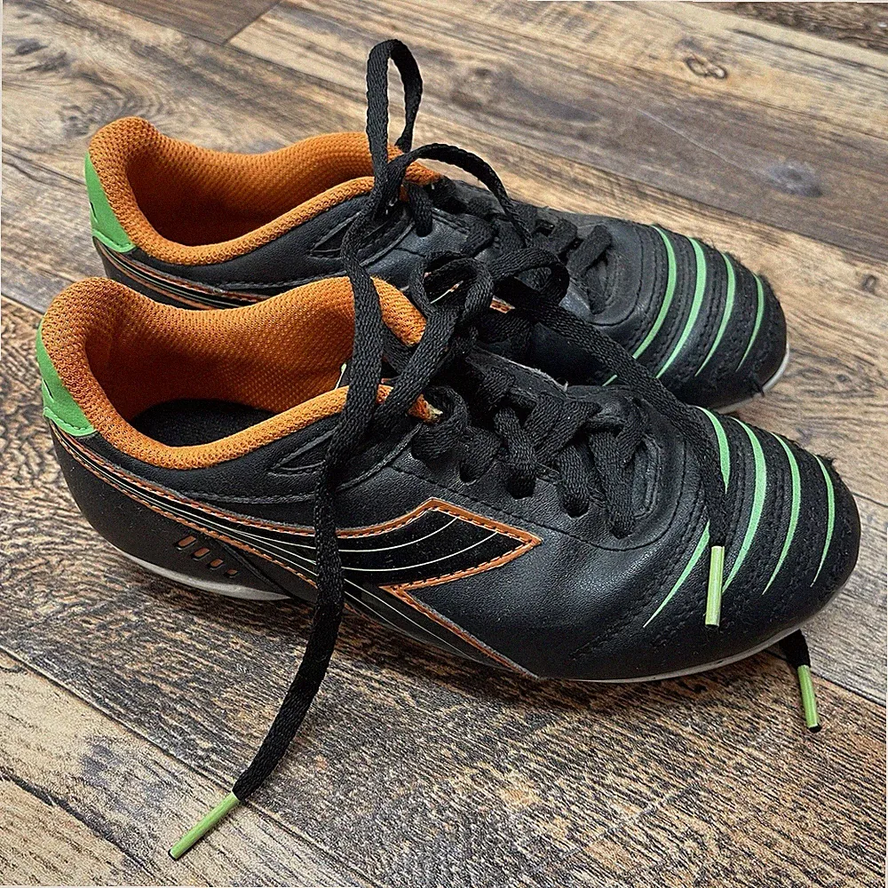 Diadora Kids Cattura Soccer Cleats Unisex Kids Size 1 Orange Green Black