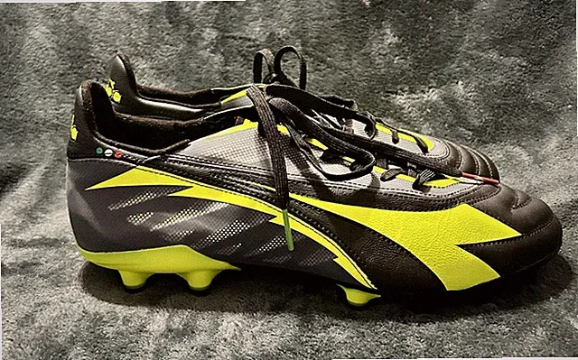 Diadora Maximus Icon Superveloce ITA FG Soccer Cleats Black/Yellow Men's 11 M