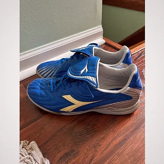 DIADORA MAXIMUS ID Men's INDOOR SOCCER SHOES NEW