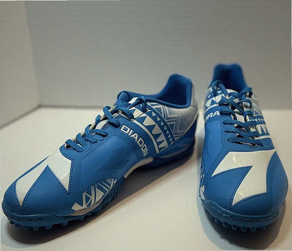 Diadora Men’s Blue/White Lace-Up Turf Soccer Shoes Rubber Cleats Low Top