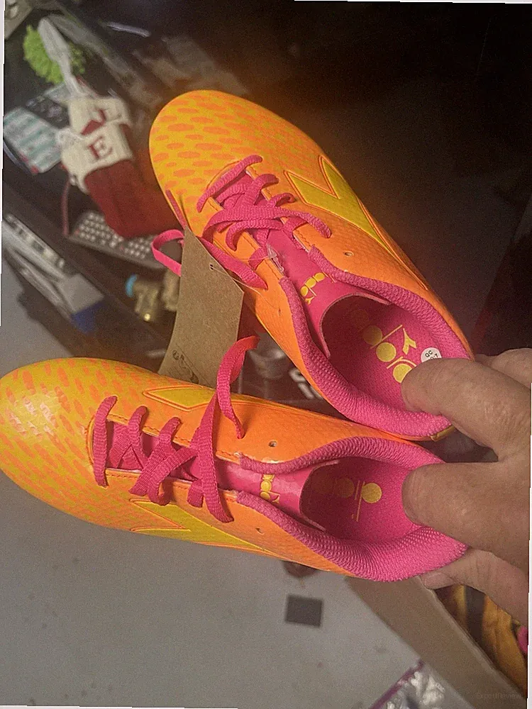 diadora soccer cleats New Size 2