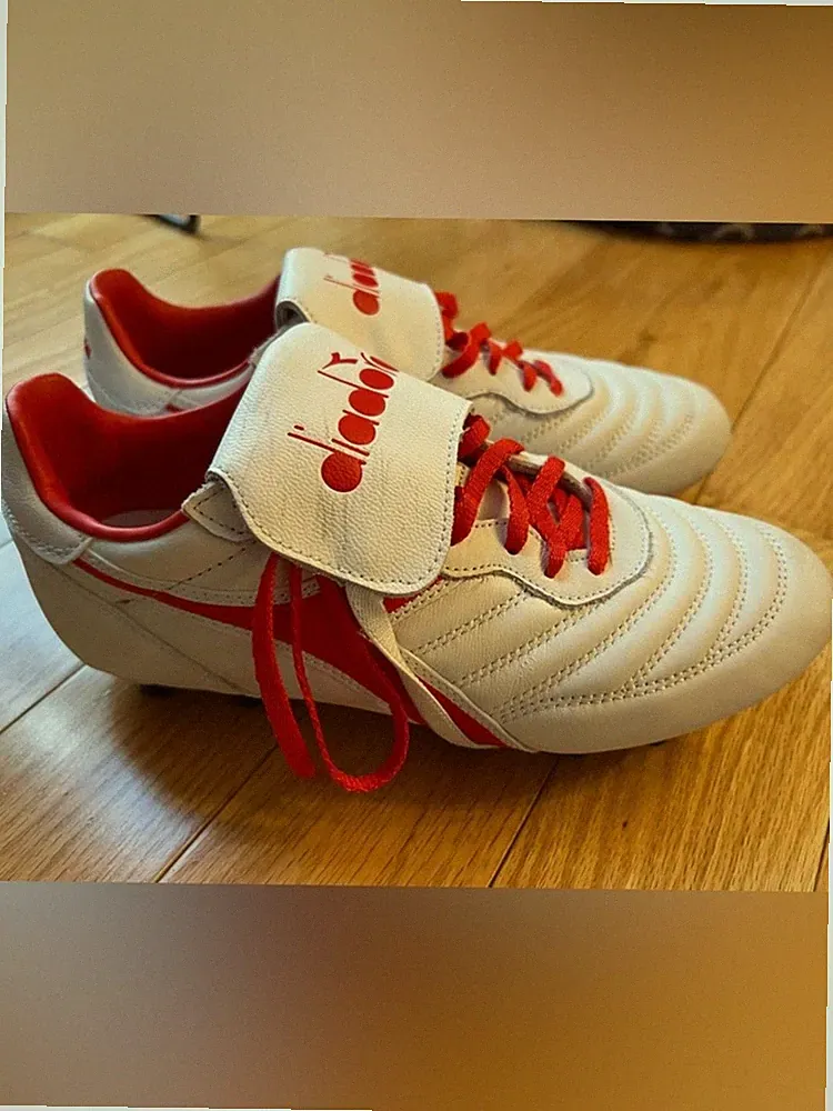 Diadora Soccer Cleats White Red Orange Leather FG Unisex Size 7.5 Men’s 9 Women