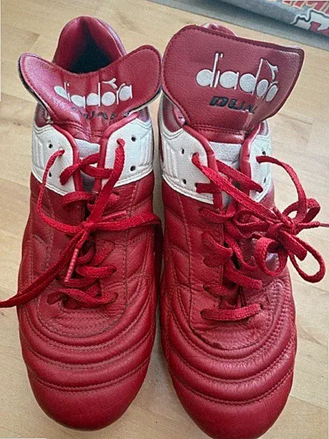Diadora - Women's Soccer Cleats - Size 8 - Red w/White - See Scans