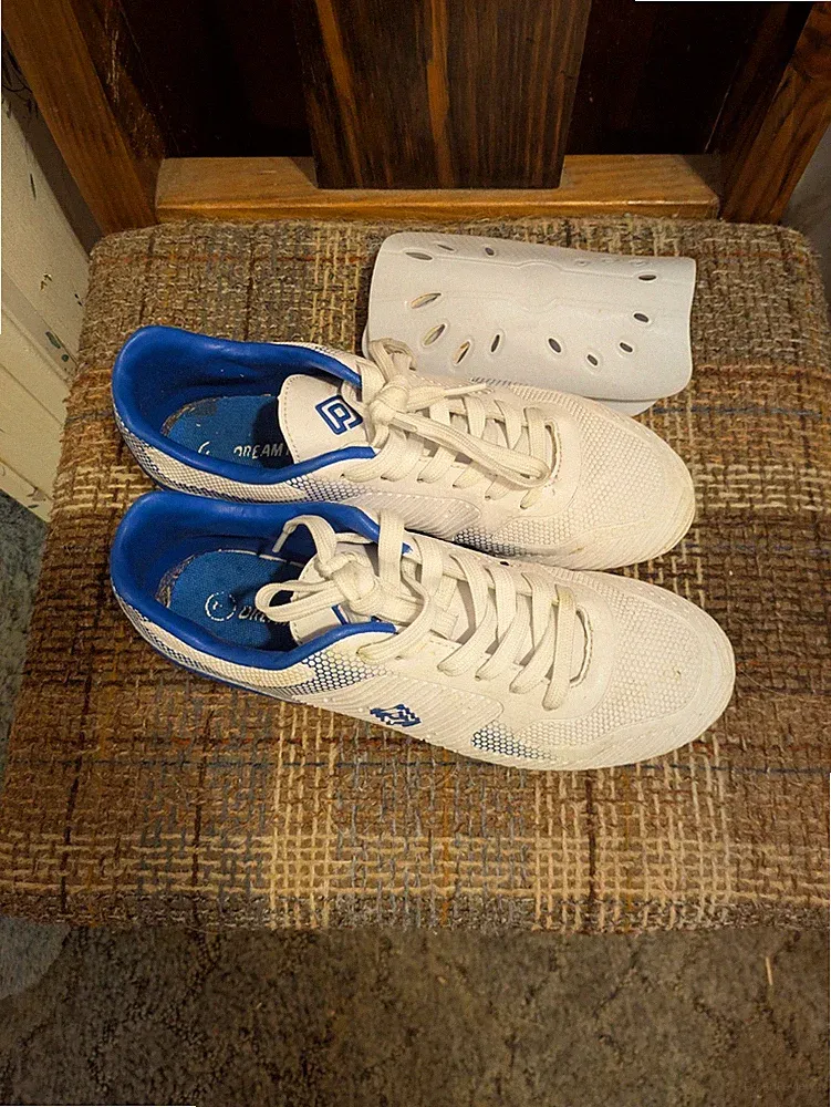 DREAM PAIRS Firm Ground Soccer Cleats Men Size 7 Women Size 8.5 Royal Blue/White